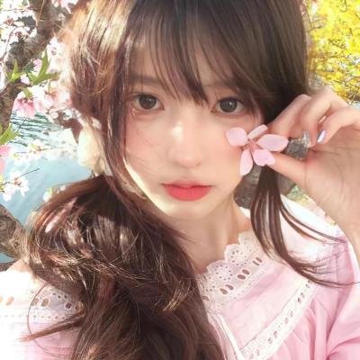 秋霞